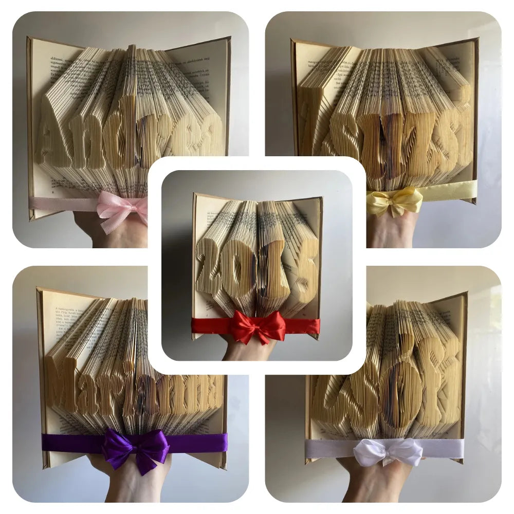 Egyedi könyvszobrok bármilyen névvel, szöveggel vagy dátummal